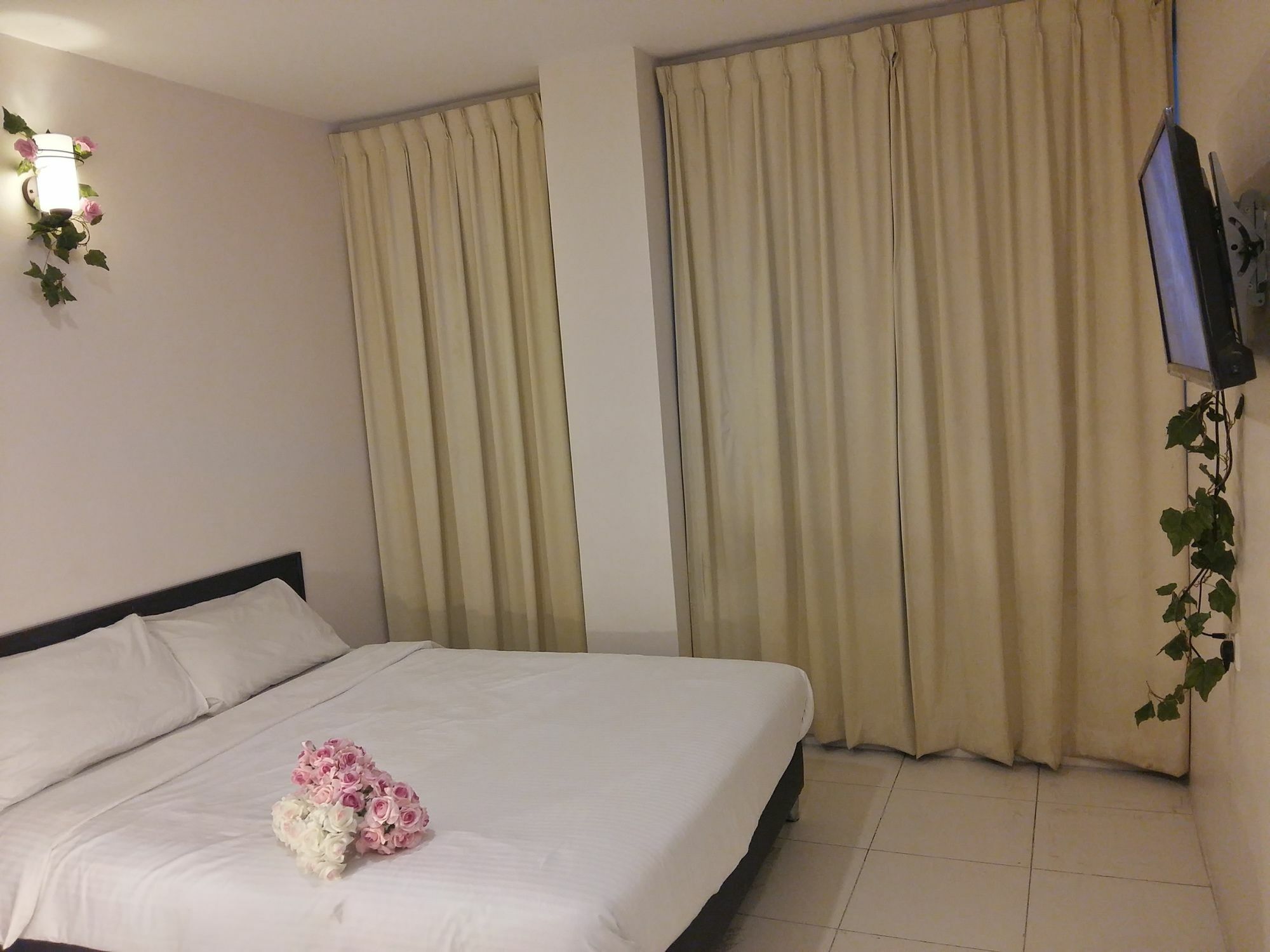 Live Com Hotel Johor Bahru Exterior photo